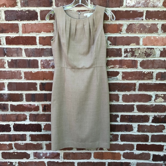 Banana Republic Dresses & Skirts - Banana Republic Wool Sheath Dress Size 0 Beige